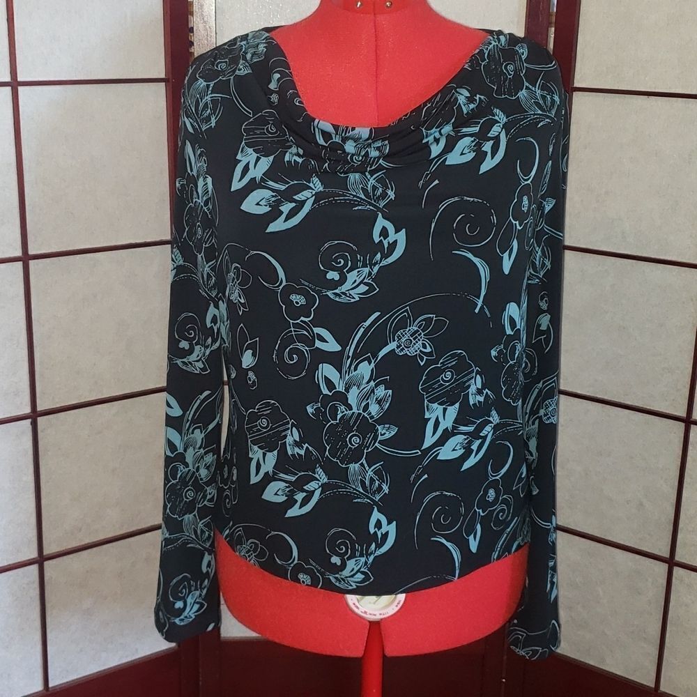 Merona XL Black/Blue Floral Scoop Neck Blouse